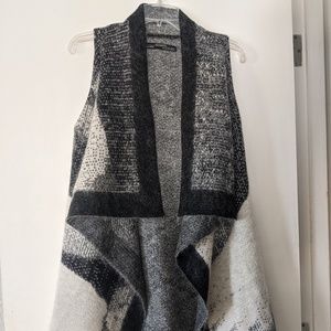 All Saints Sleeveless Gray and White Sweater